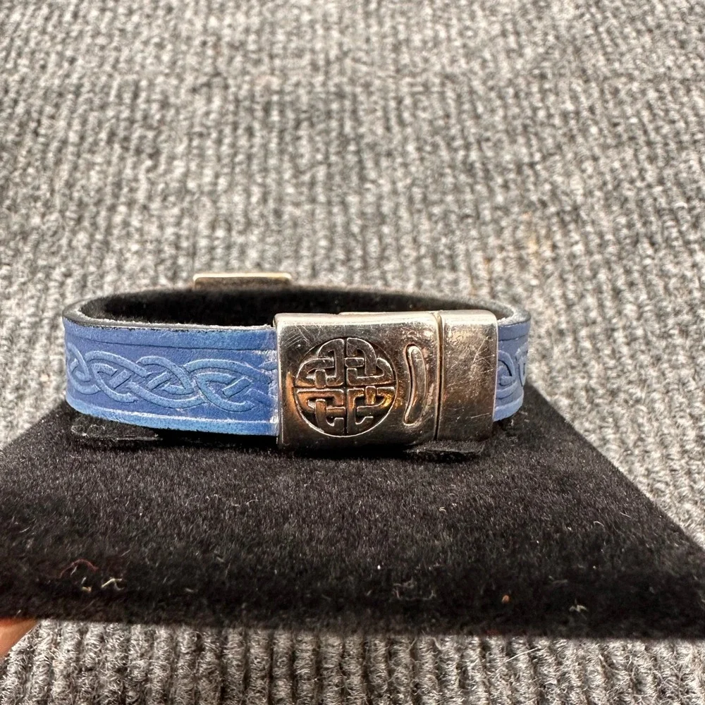 Lee River Ireland Eternal Celtic Knot Bracelet Embossed Leather Blue Modern